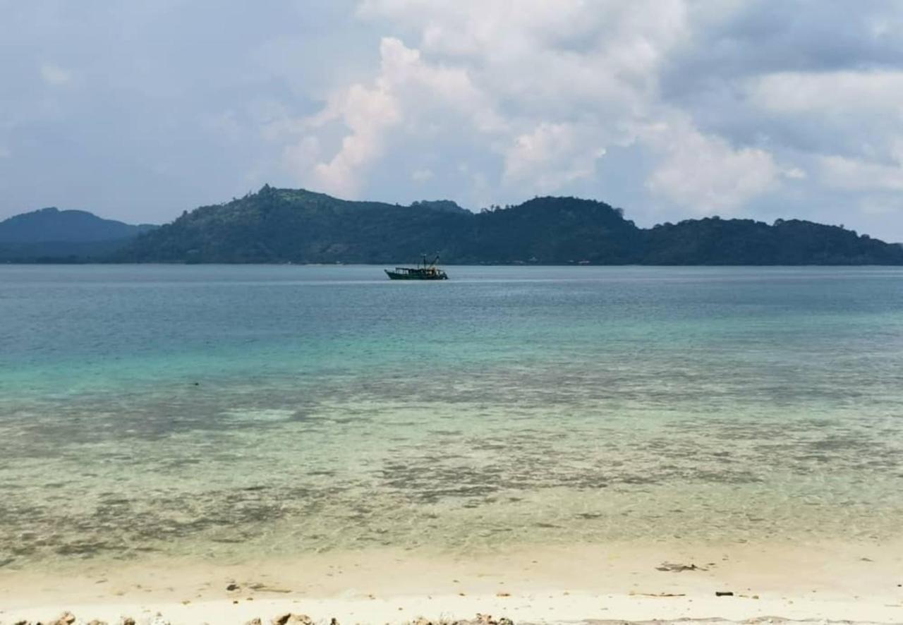 Santiri Island Resort Semporna Dış mekan fotoğraf